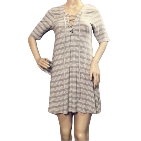 The Hanger Tunic Length Tee Shirt Lace Up … - Picture 1 of 10